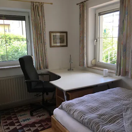 Gemuetliche Und Geraeumige Unterkunft, Naehe Linz *